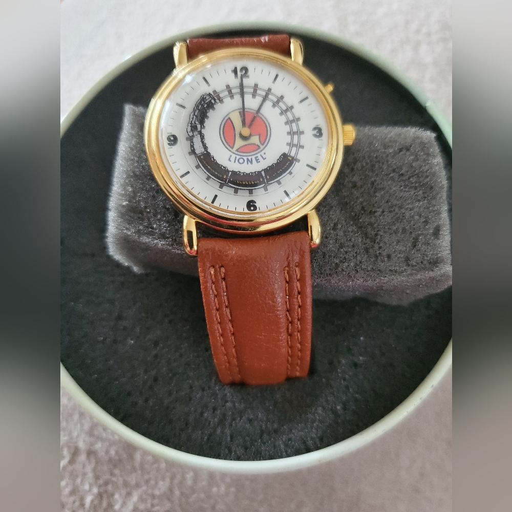 Lionel Gold and Brown Watch Vintage